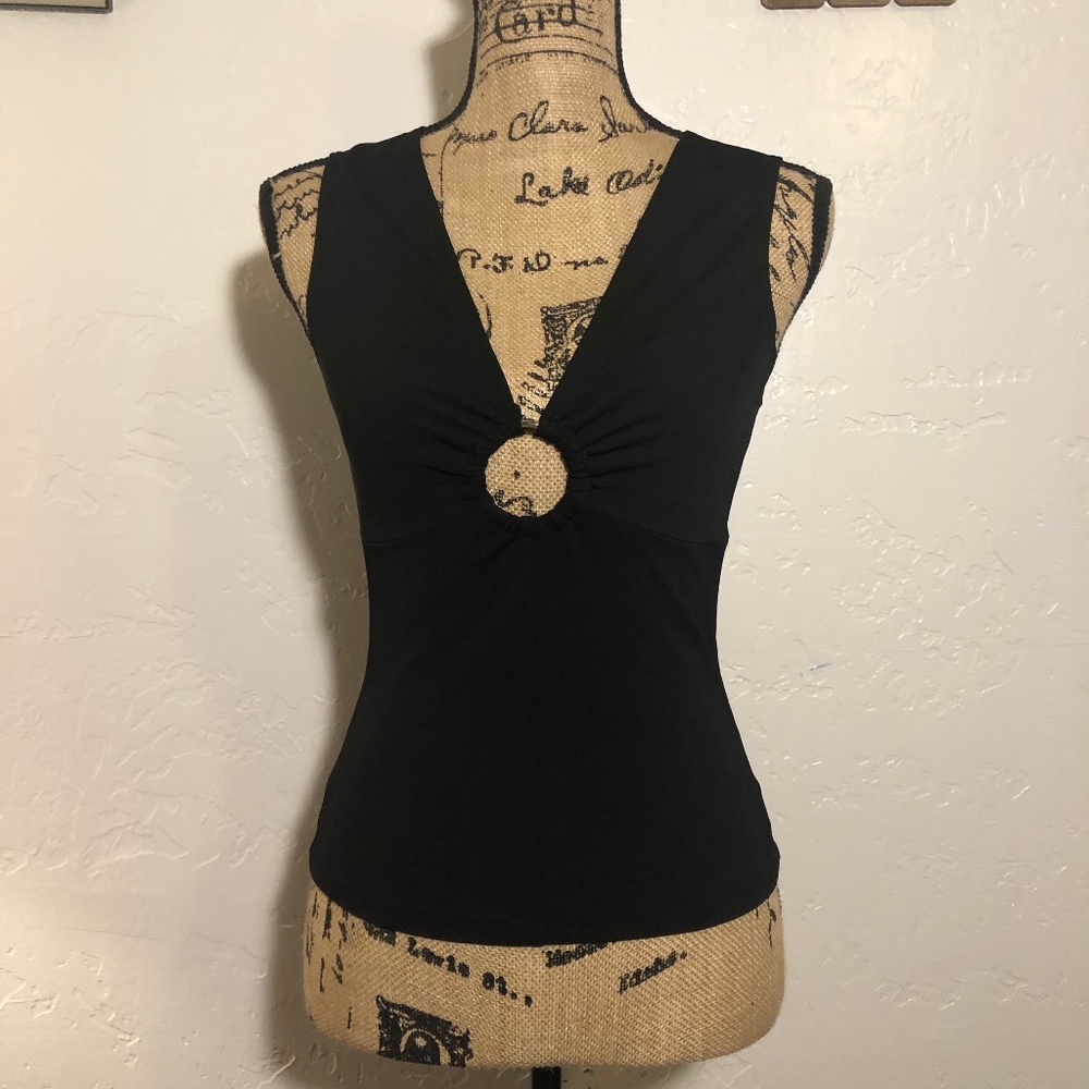 Rampage V-neck, keyhole front blouse, size medium